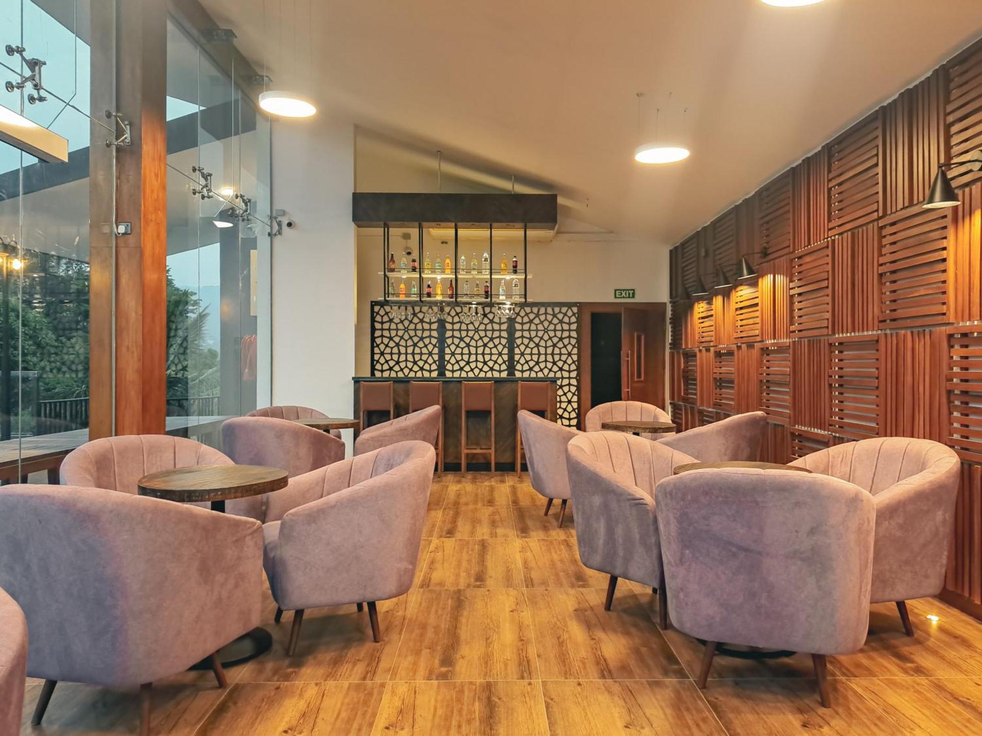 Lavendish Hills كاندي المظهر الخارجي الصورة